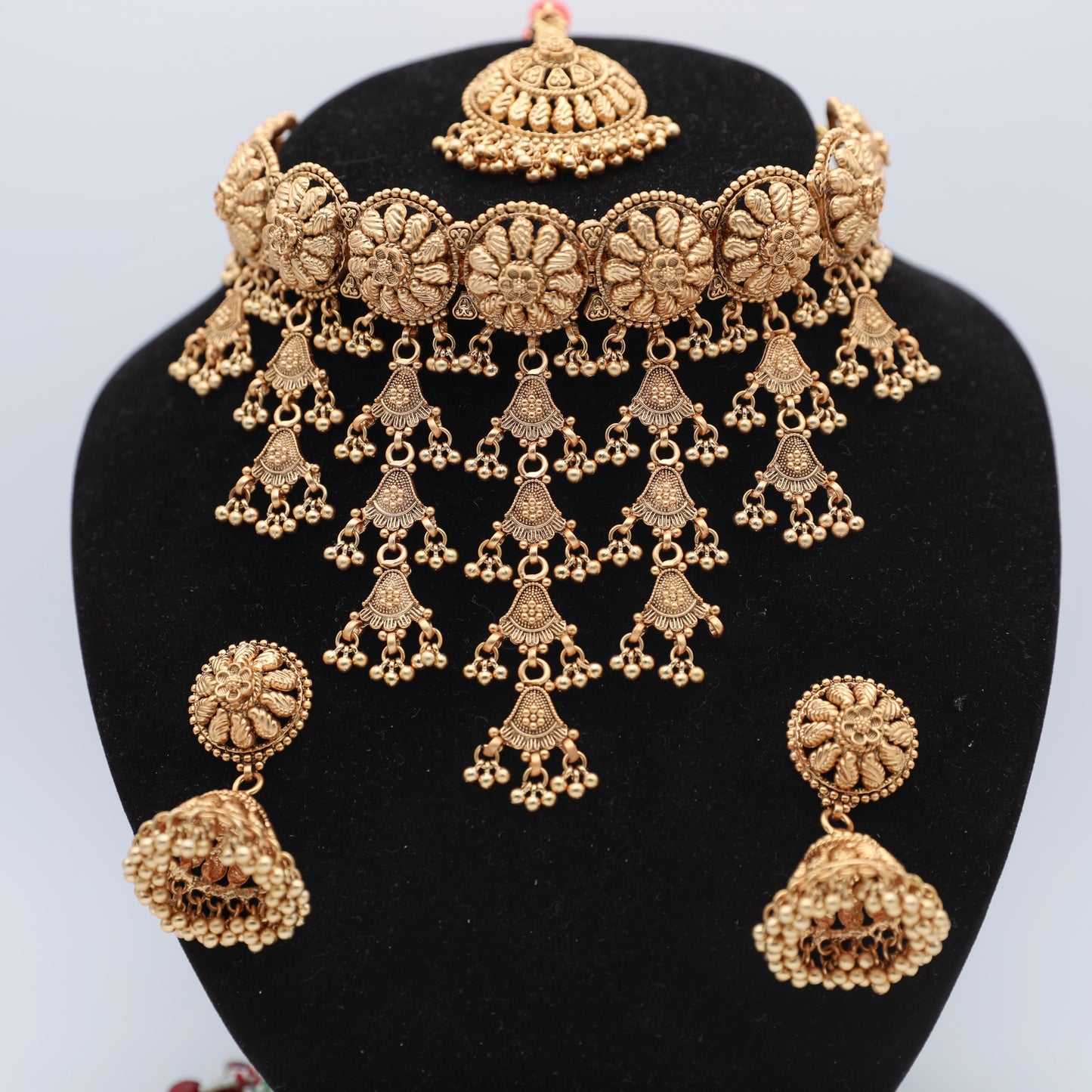 Matte Finish Pink Necklace Set with Tikka β Necklace, Earrings & Tikka