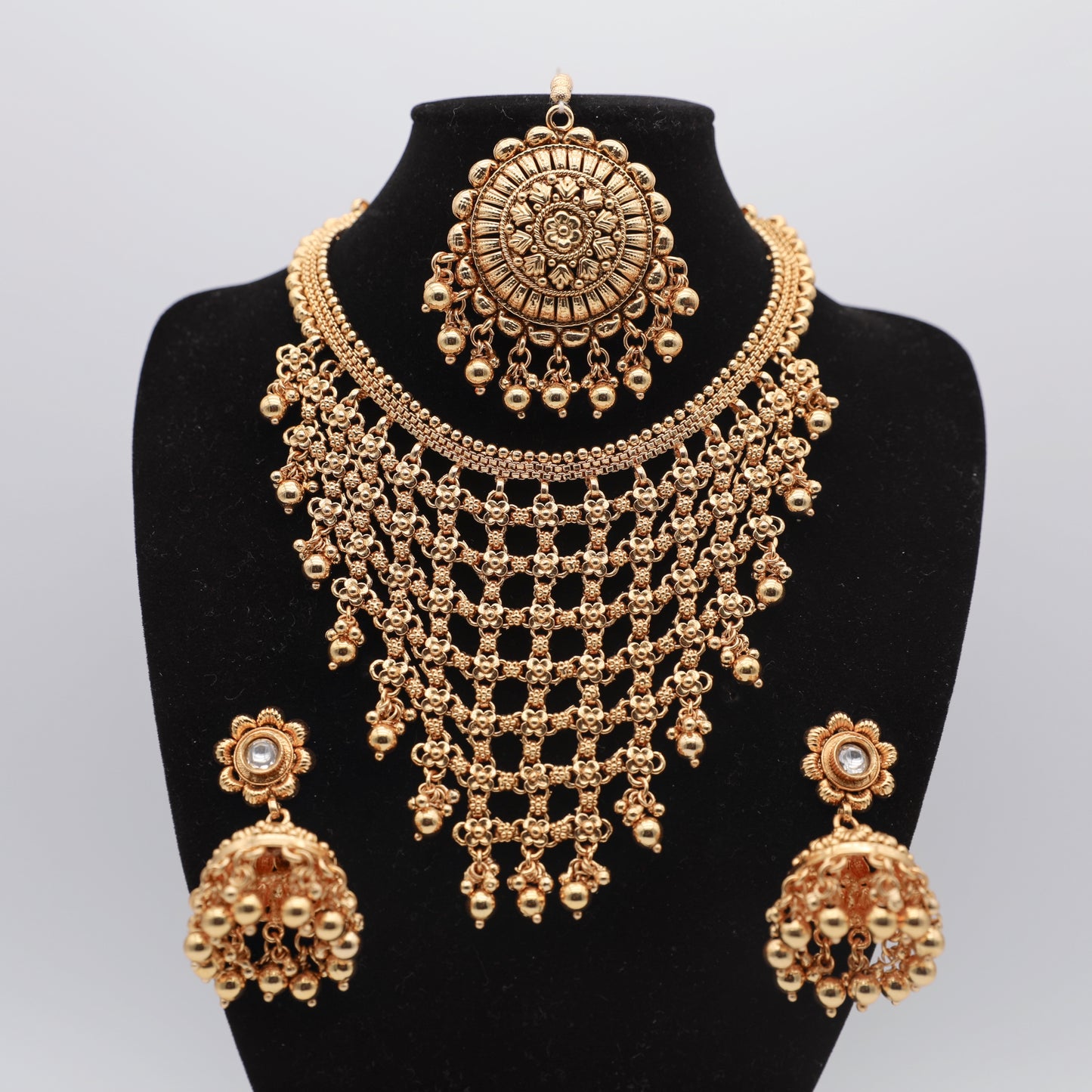 Matte Finish Necklace Set with Tikka β Necklace, Earrings & Tikka