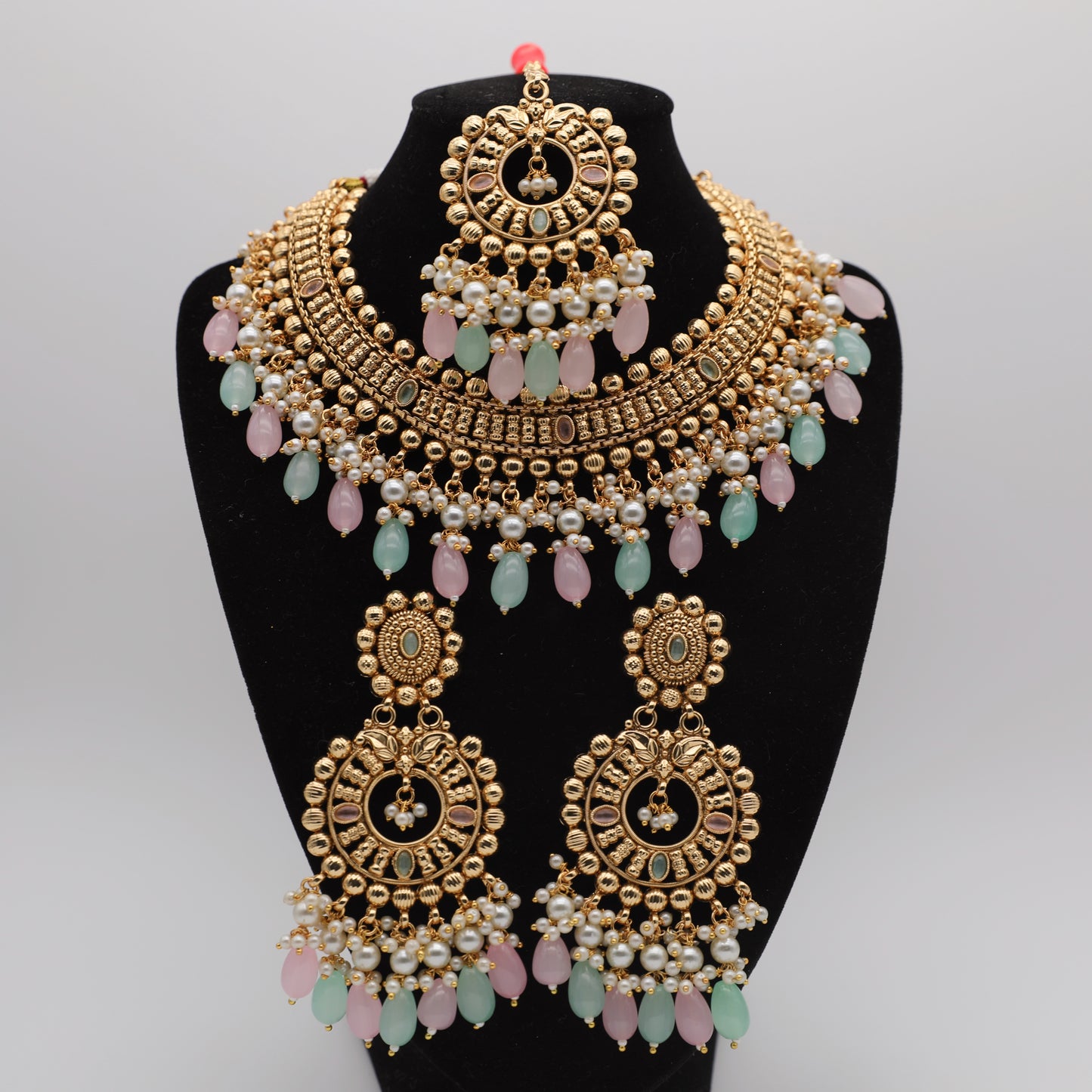 Gold Plated Set with Tikka – Mint & Pink 🌸💚👑✨