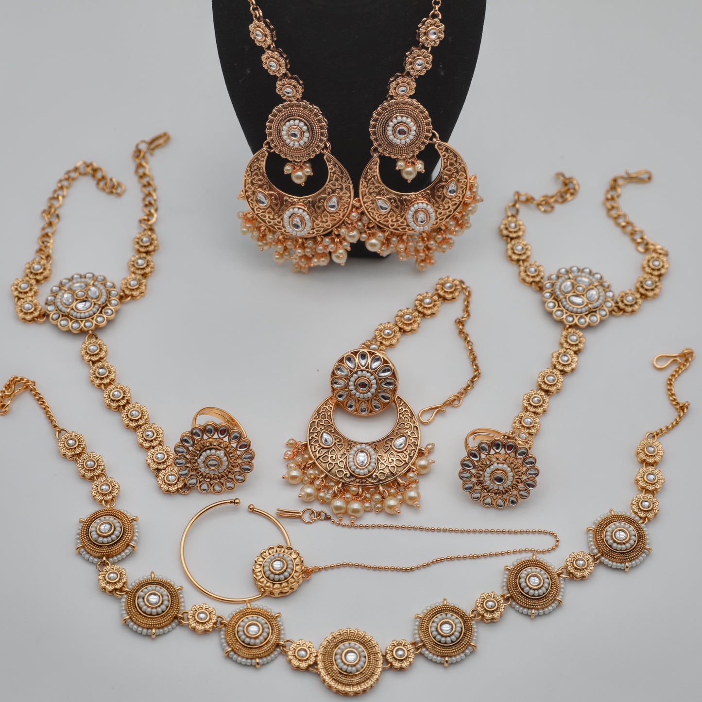 👑 Bridal Maroon Red Rajwadi Set – Necklace, Rajwadi Long Haar, Earrings with Sahara, Tikka, Sheesh Patti, Nath & Handpiece